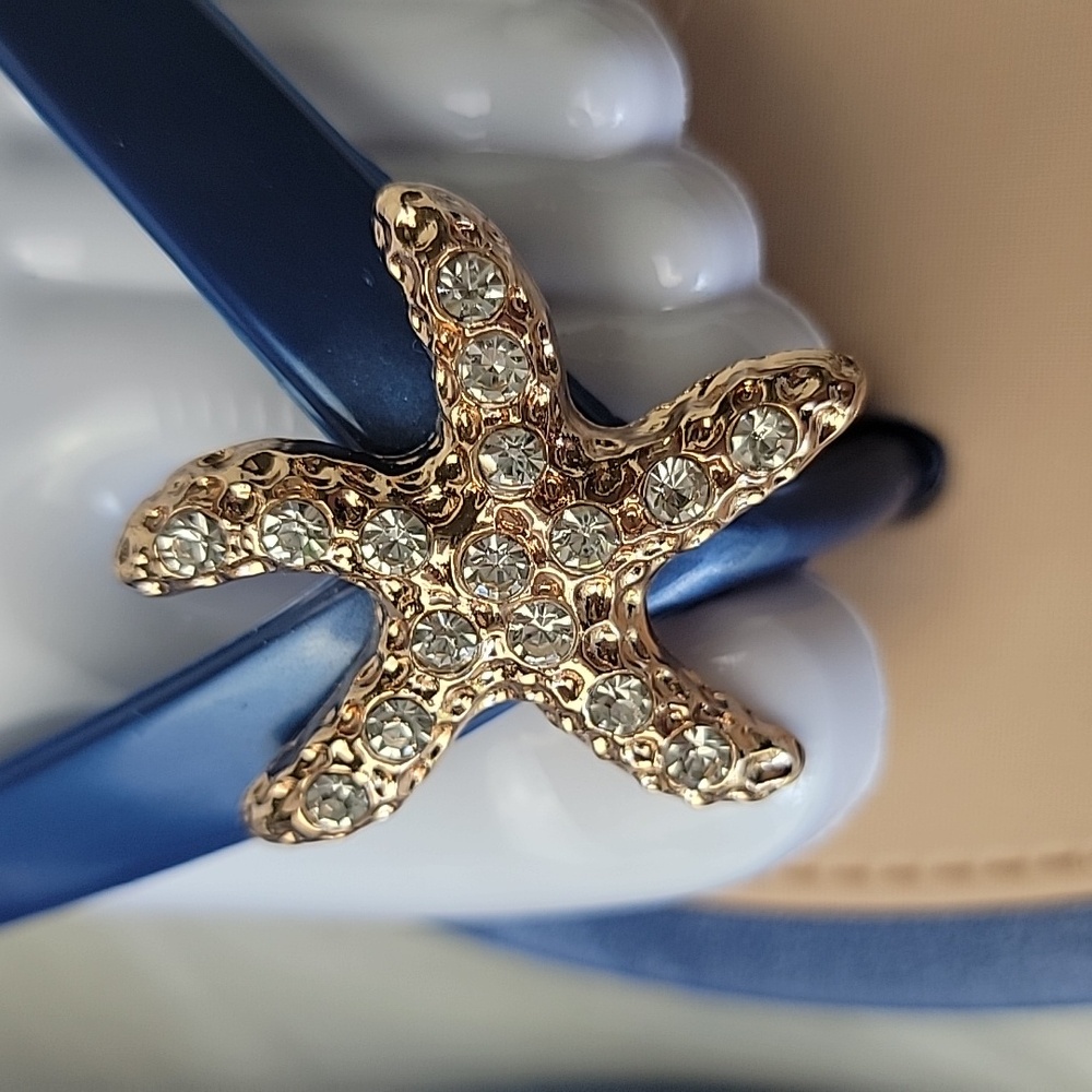 ASHLEY BLUE Blue Tan Gold Rhinestone Starfish Summer Beachy Rubber Thong Sandal - Picture 5 of 13